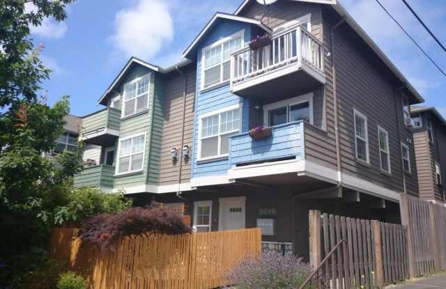 2646 NW 56th St Unit B - 2646 Northwest 56th Street, Seattle, WA 98107