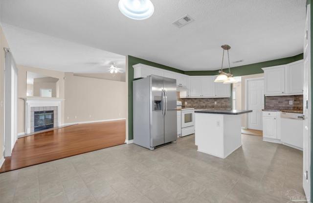 2121 Coral Creek Drive Gallery 4