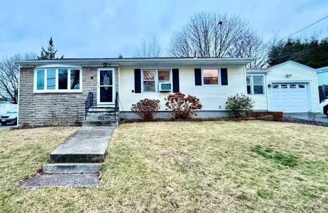 14 Palm Street - 14 Palm Street, North Providence, RI 02904