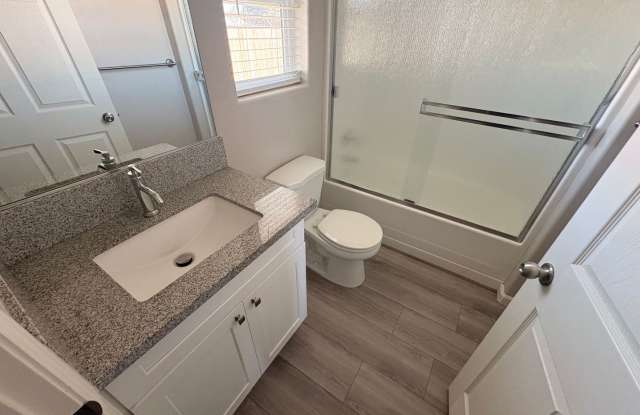 Cozy 1 bedroom home for rent photos photos