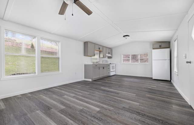 141 Renfro Road Gallery 1