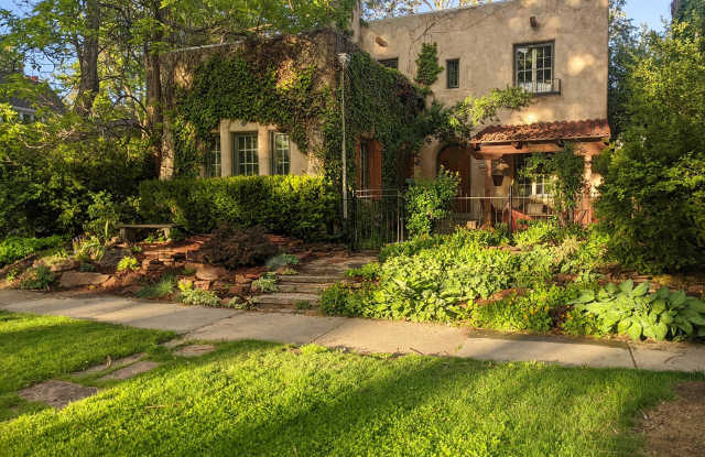 656 N Williams St photos photos