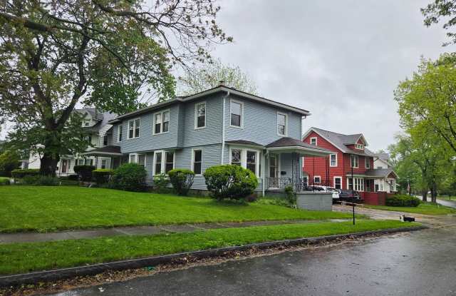 182 Laurelton Rd photos photos