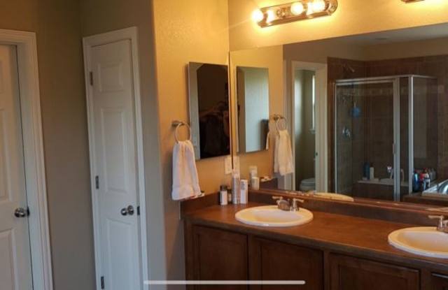 622 Camberly Ct Gallery 2