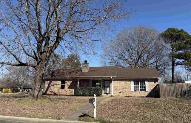 30 Old Orchard Road - 30 Old Orchard Drive, Little Rock, AR 72103