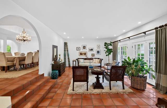 15644 Arnold Drive Gallery 3