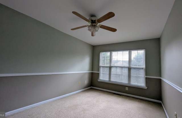 441 NOTTINGHAM LANE photos photos