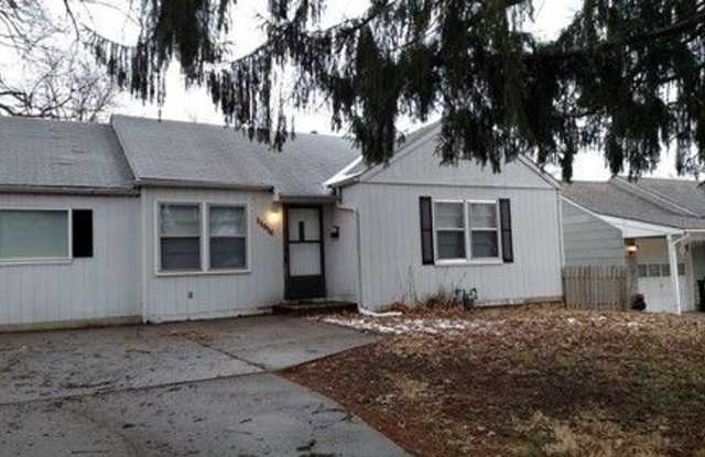 11016 E 57th Terr - 11016 East 57 Terrace, Raytown, MO 64133
