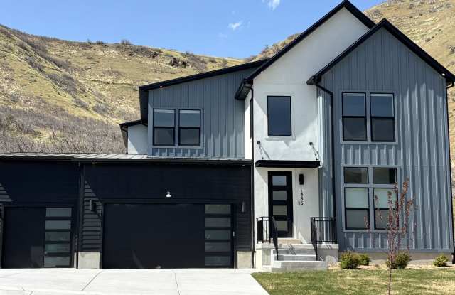 1886 West Chaco Circle - 1886 West Chaco Circle, Lehi, UT 84043 1886 West Chaco Circle - 1886 West Chaco Circle, Lehi, UT 84043