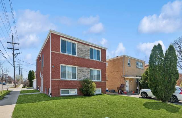 5021 Church Street unit: 2 photos photos