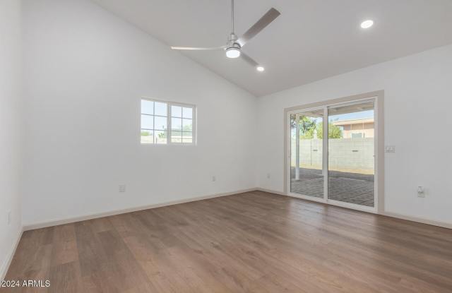 15840 North 22nd Street photos photos