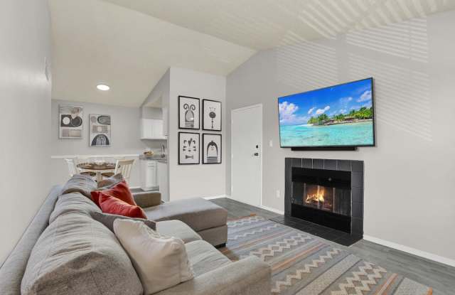 Rock Creek Apartments photos photos