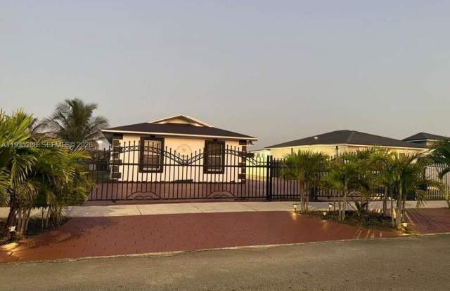 19415 NW 33rd Ct - 19415 Northwest 33rd Court, Miami Gardens, FL 33056