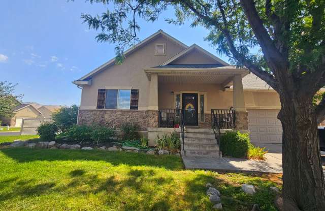 Clean  Spacious 5 Bed, 3 Bath Home in Lehi photos photos