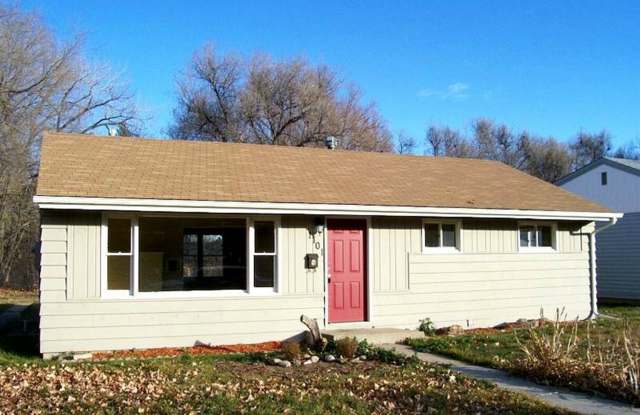 3-Bedroom Home Just Minutes from Everything photos photos 3-Bedroom Home Just Minutes from Everything photos photos