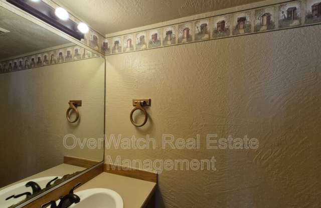 6872 Tamir Avenue Gallery 4