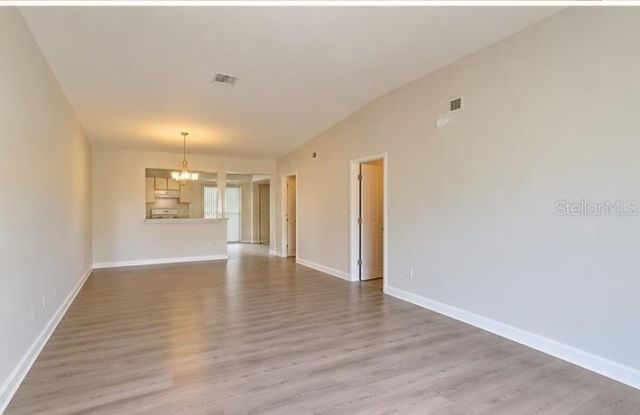2154 CYPRESS BAY Boulevard Gallery 2