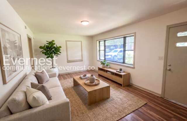 905 Elizabeth Drive Gallery 2