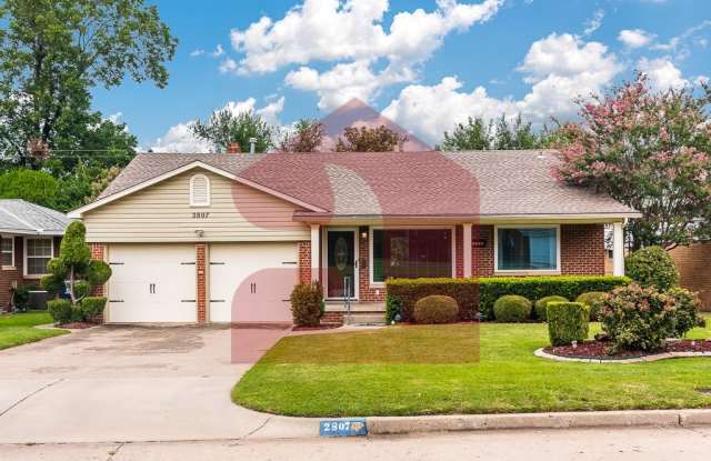 2807 NW 34th Street photos photos