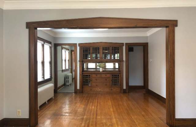 921 19th Avenue SE Gallery 2