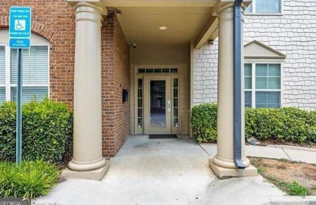 4805 W Village photos photos
