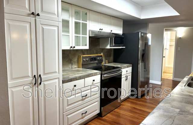 523 E Malibu Dr Gallery 4