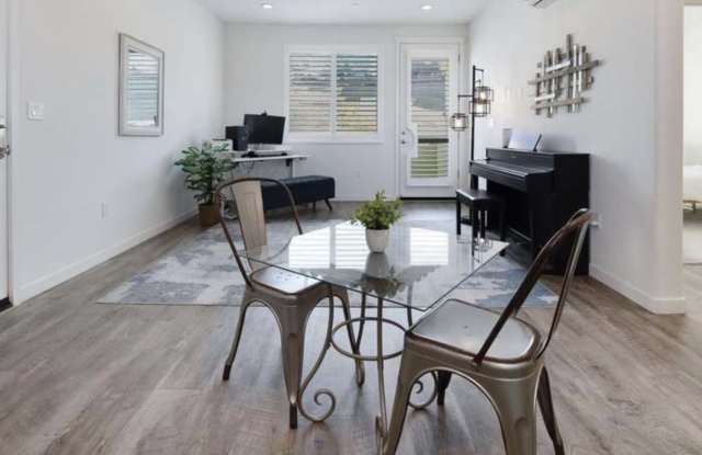 2600 Wildflower Station Pl Unit 73 Gallery 2