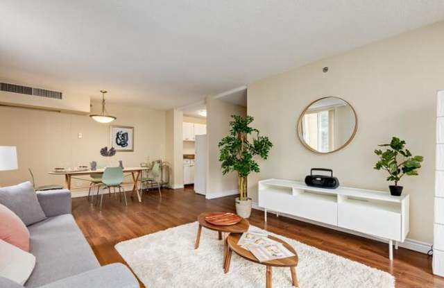 221 25th Avenue North Gallery 2