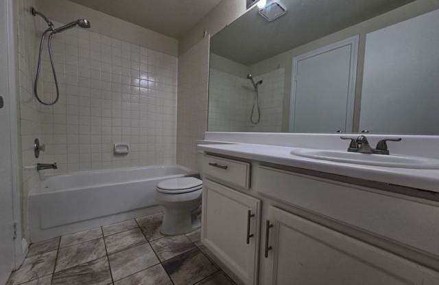 7217 SUN COVE Circle Gallery 3