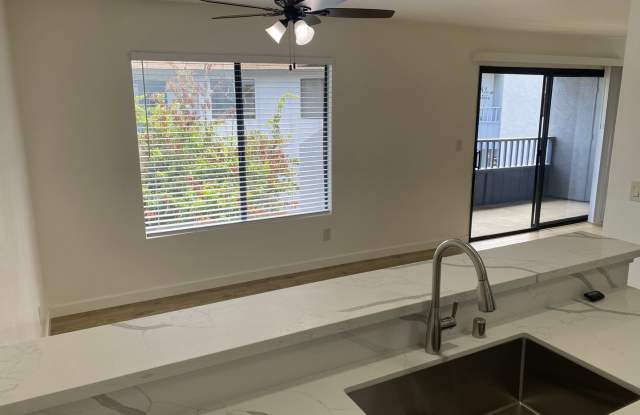 2BR/2BA Upstairs Condo with Two-Car Garage photos photos