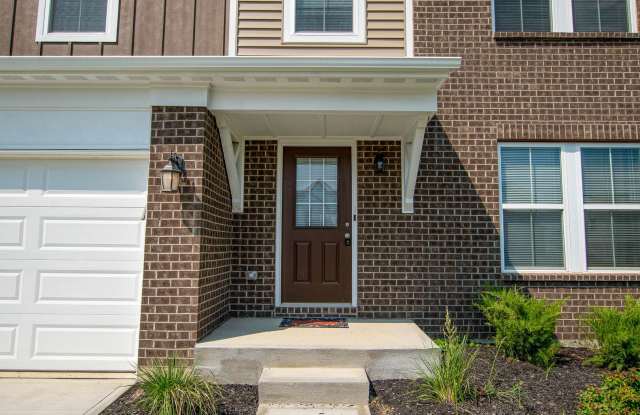 Brand new construction in well-kept HOA community. Gallery 4
