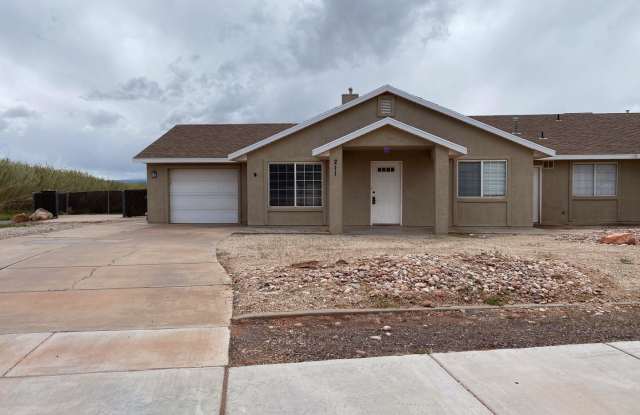 Nice updated 2 bedroom, 1 bath, 1 car garage home for rent in Ivins! Gallery 1