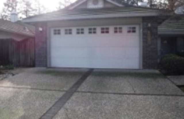 1090 Gilliland Dr photos photos