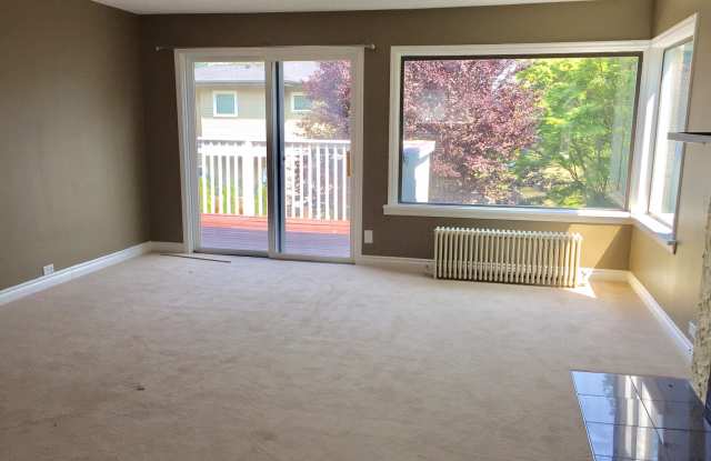 10742 Durland Avenue Northeast Gallery 4