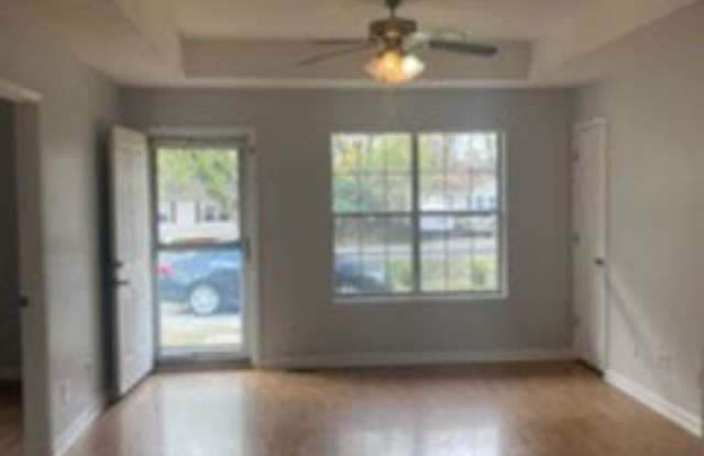 219 Tobacco Road Gallery 3
