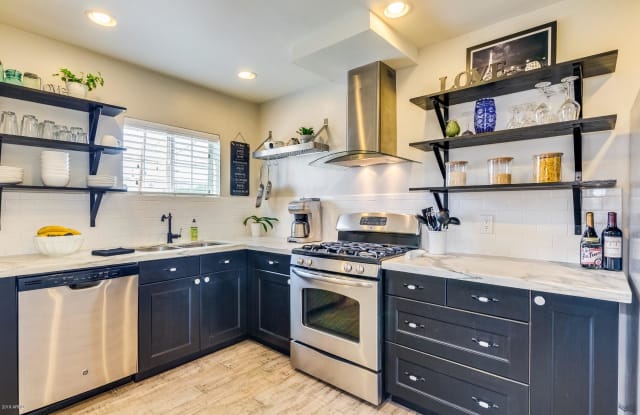 1622 N 17th Avenue - 1622 North 17th Avenue, Phoenix, AZ 85007
