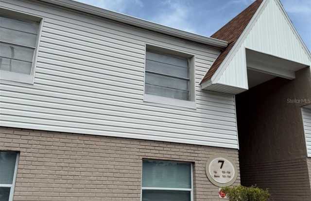 7210 N MANHATTAN AVENUE photos photos