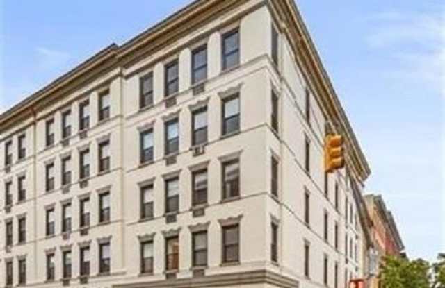 261 12TH ST photos photos