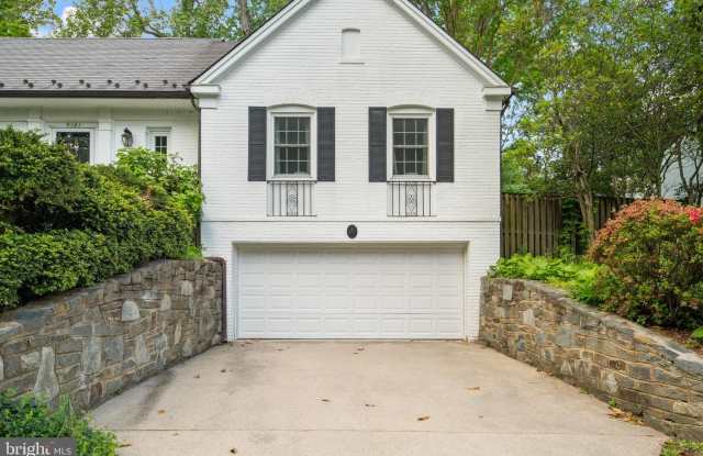 5121 BALTAN Road Gallery 3