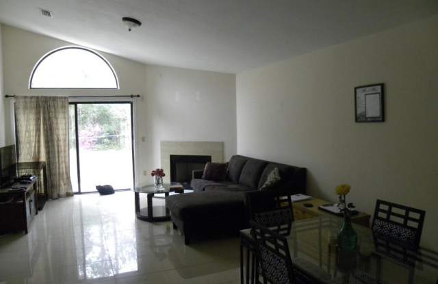 2806 LANTANA LAKES DR Gallery 2