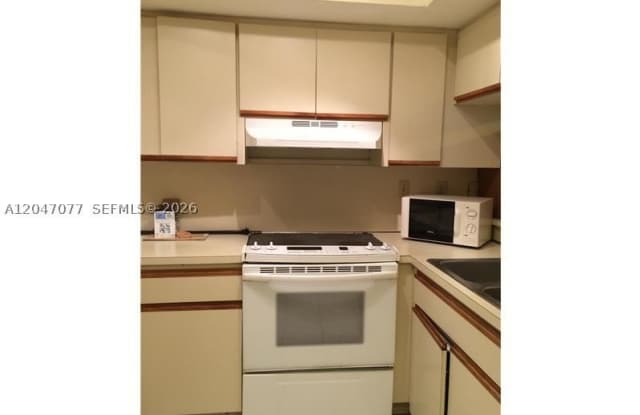 8977 SW 123rd Ct Gallery 2