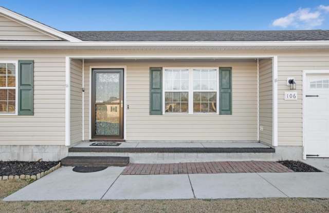 Adorable Richlands Home! Gallery 3