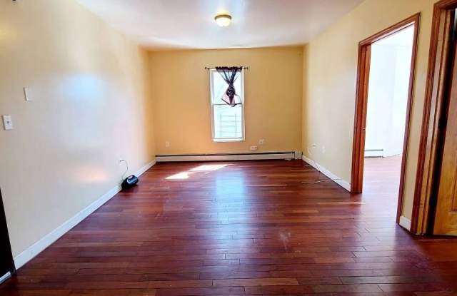 727 E 213 St Gallery 2
