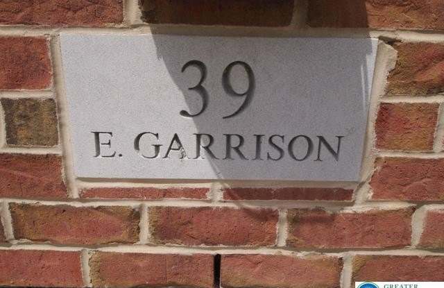 39 Garrison Street Gallery 3