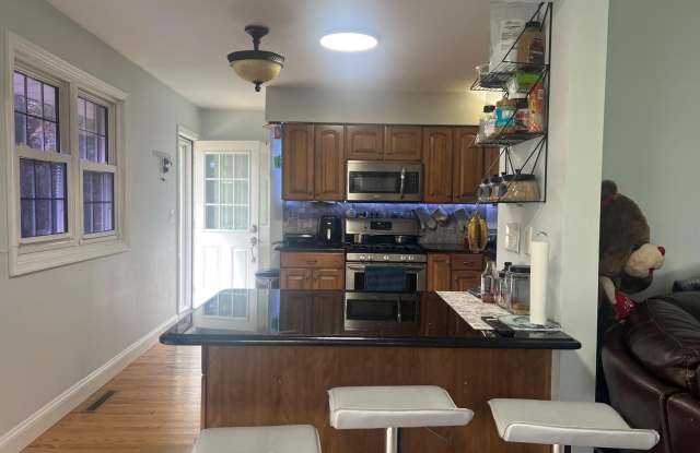 120 RIDGEWOOD Avenue Gallery 3