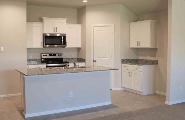 807 Wolf Creek Drive Gallery 2