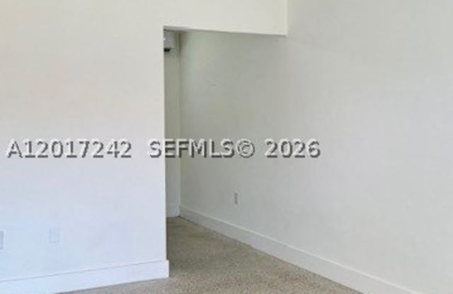 3085 W Flagler St Gallery 4