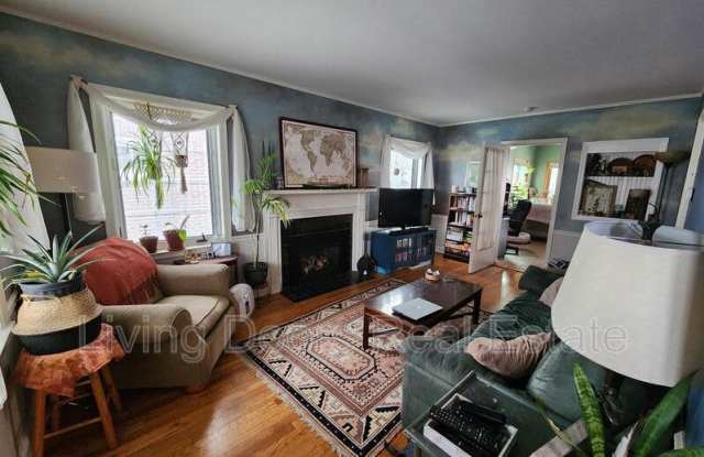 2551 Worthington Ave photos photos