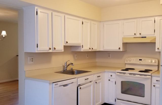 5219 HARBOR COURT DRIVE Gallery 4