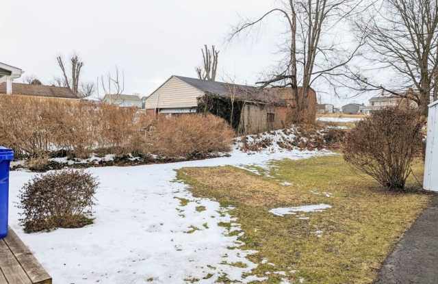 3 Bedroom House on Quiet Street in Monaca photos photos